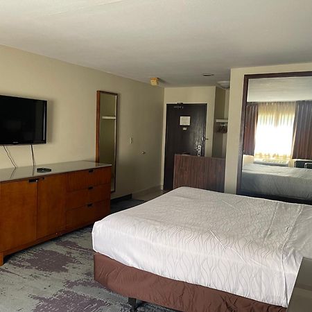 Portside Inn & Suites Лос-Анджелес Экстерьер фото